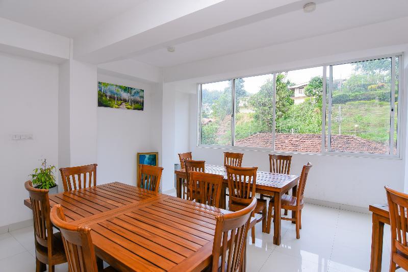 نوفارا إيلِيا Oyo 238 Selva'S Guest House المظهر الخارجي الصورة